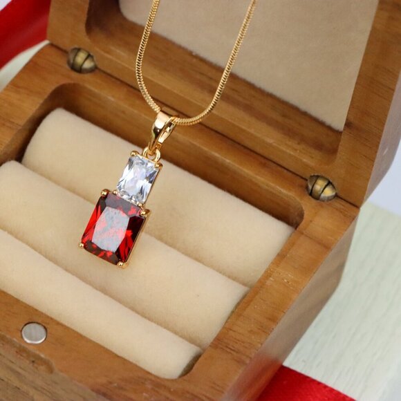 "Bold Red Pendant in Gold-Plated Setting – Luxe Statement Accent, XPPT1809 - Picture 6 of 13